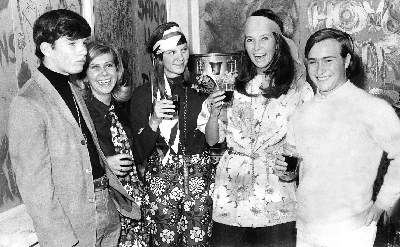 Joe Ellen Lenore Marcia & Friend